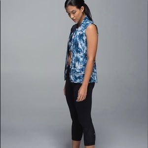 Lululemon Light Speed Vest blue/white